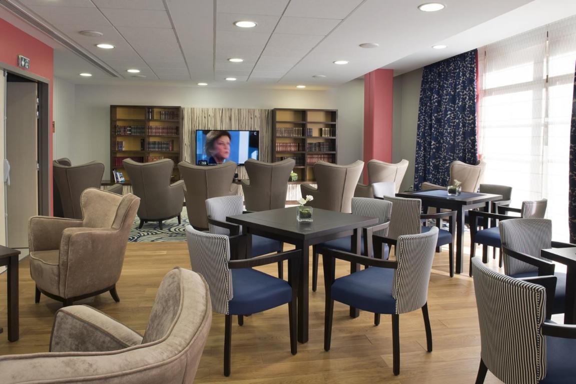 Domitys Le Ruban D'Azur Aparthotel Сет Екстериор снимка